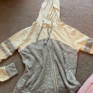 SUPER SUPER SOFT small zip up